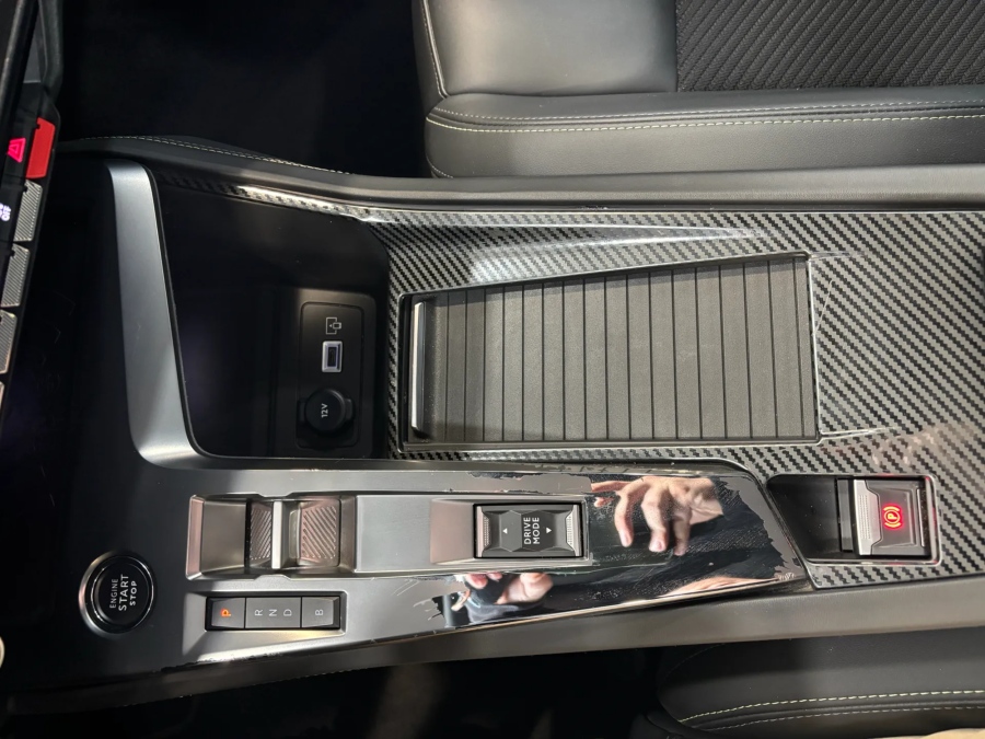 Imagen de Peugeot 408