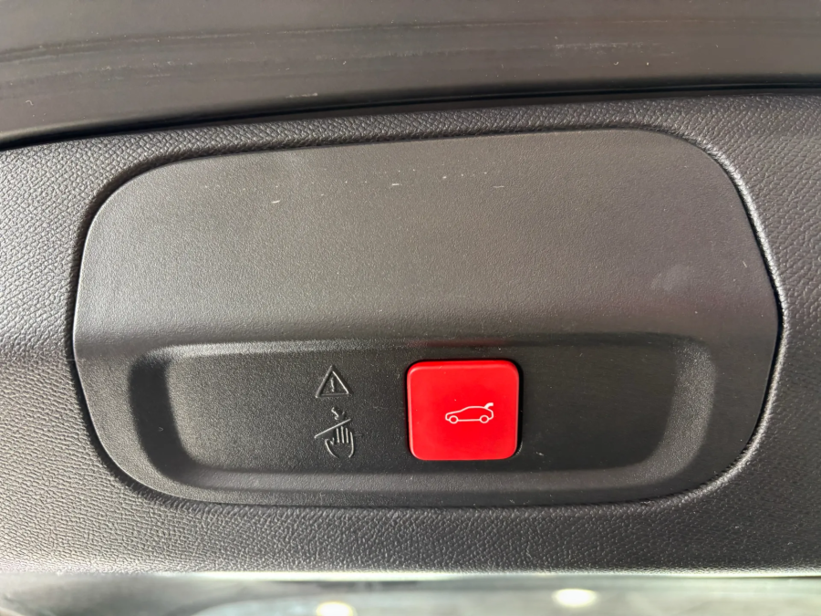 Imagen de Peugeot 408