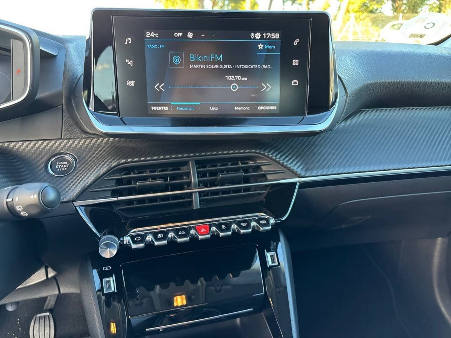 Imagen de Peugeot 208