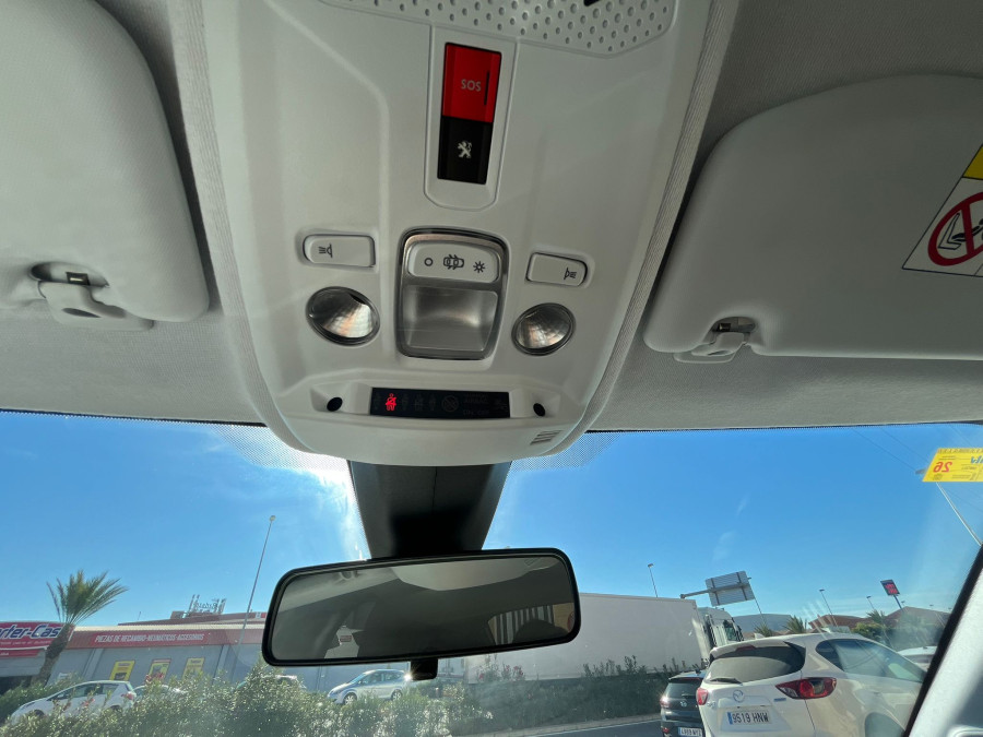 Imagen de Peugeot 208