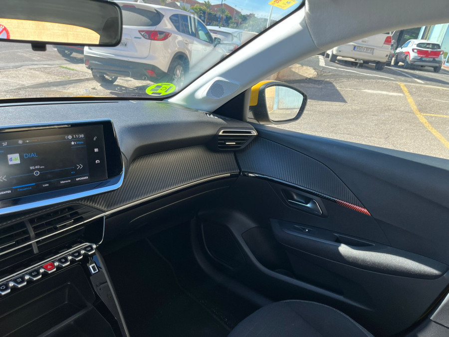 Imagen de Peugeot 208