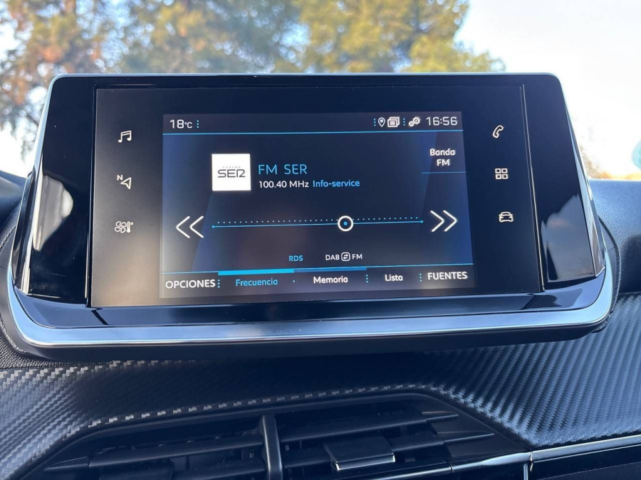 Imagen de Peugeot 2008