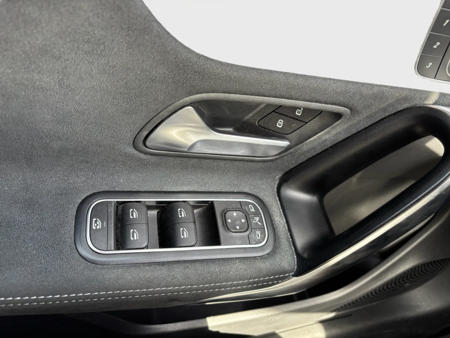 Imagen de mercedes-benz CLA