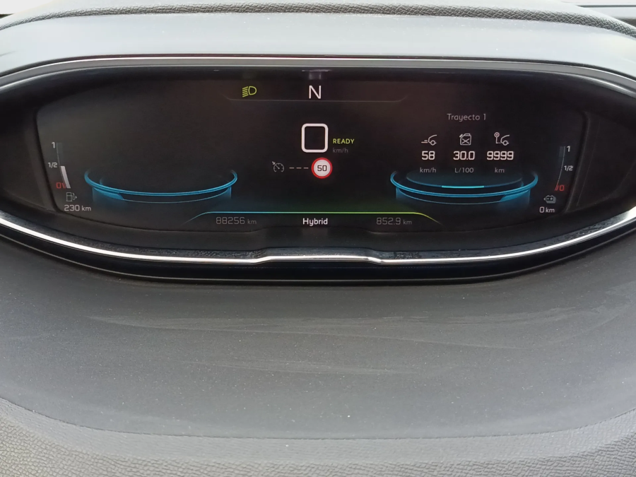 Imagen de Peugeot 3008 Hybrid