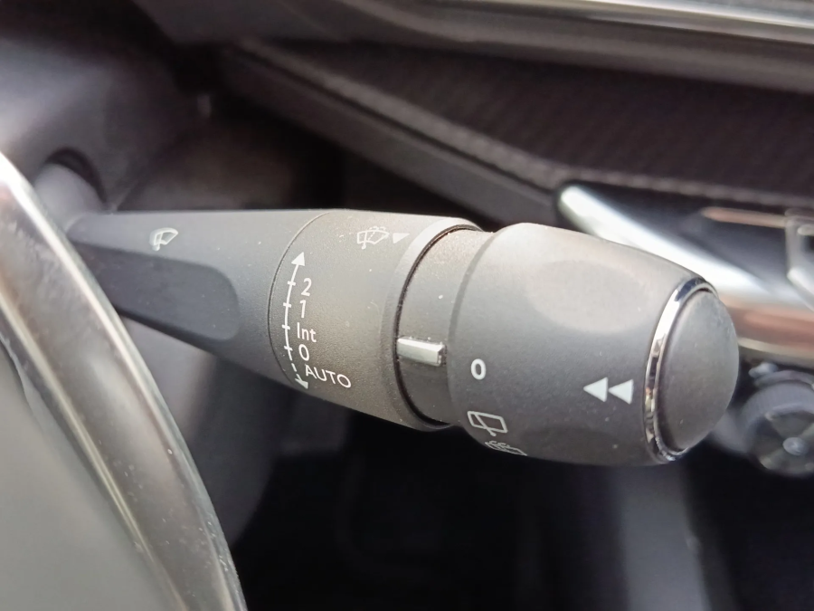 Imagen de Peugeot 3008 Hybrid