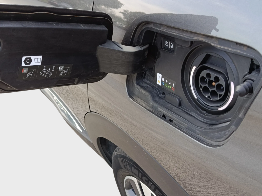 Imagen de Peugeot 3008 Hybrid