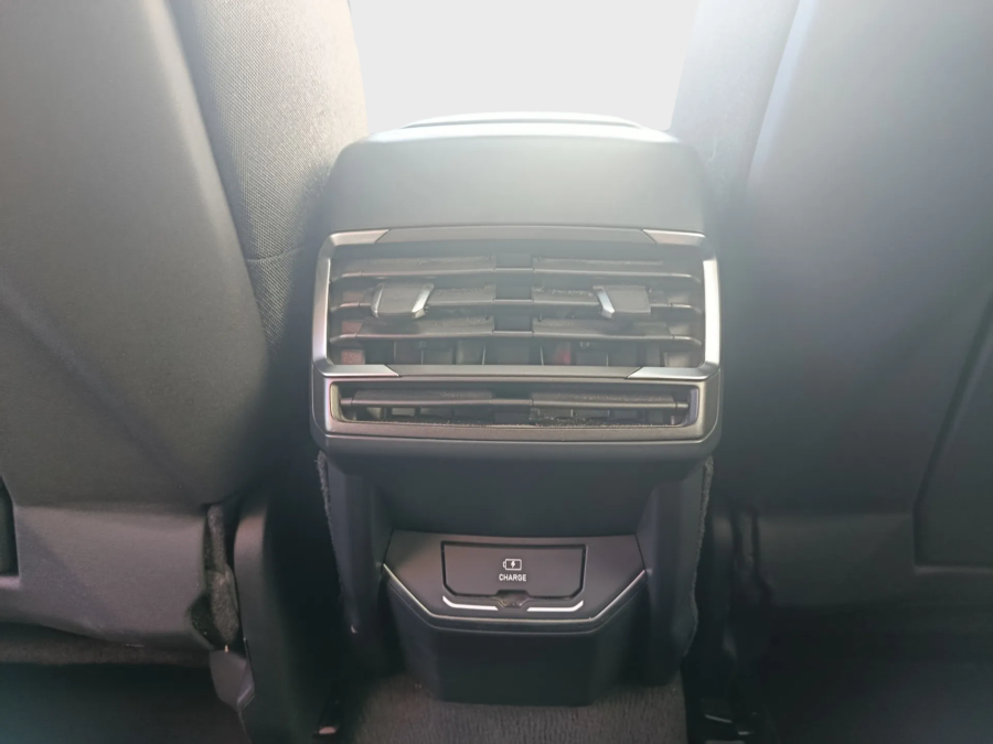 Imagen de lynk & co 01