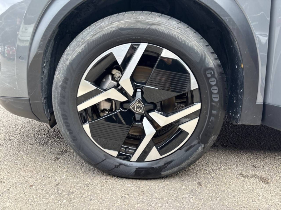 Imagen de Peugeot e-2008