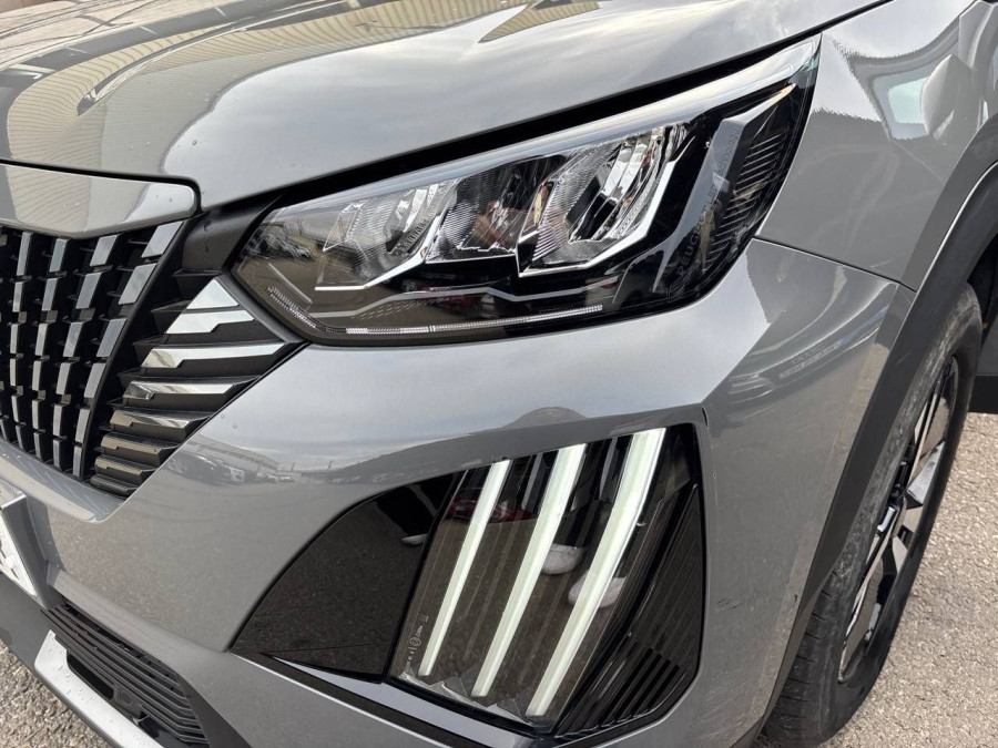 Imagen de Peugeot e-2008