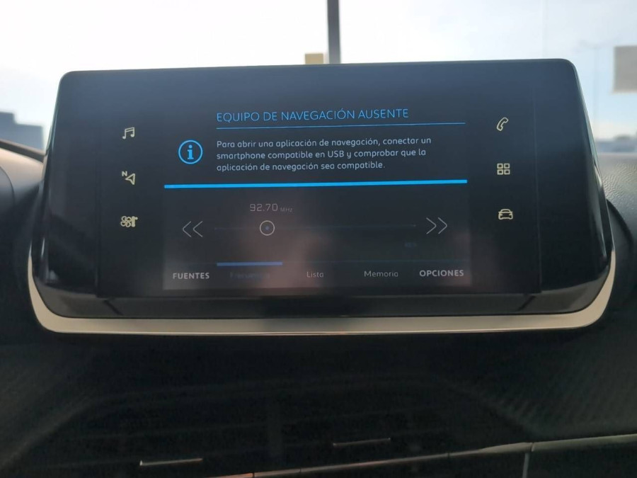 Imagen de Peugeot 208