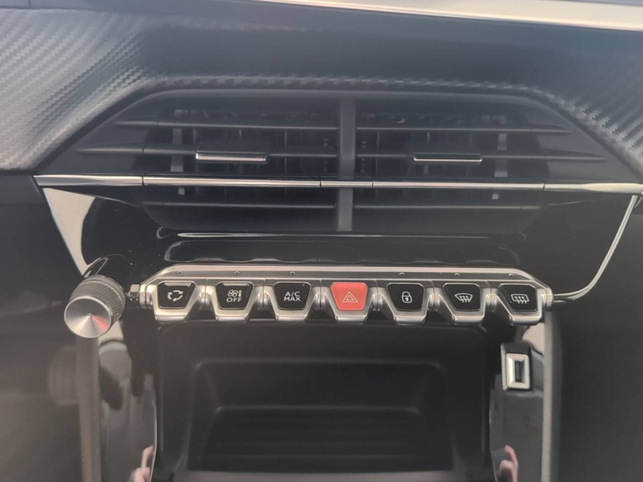 Imagen de Peugeot 208