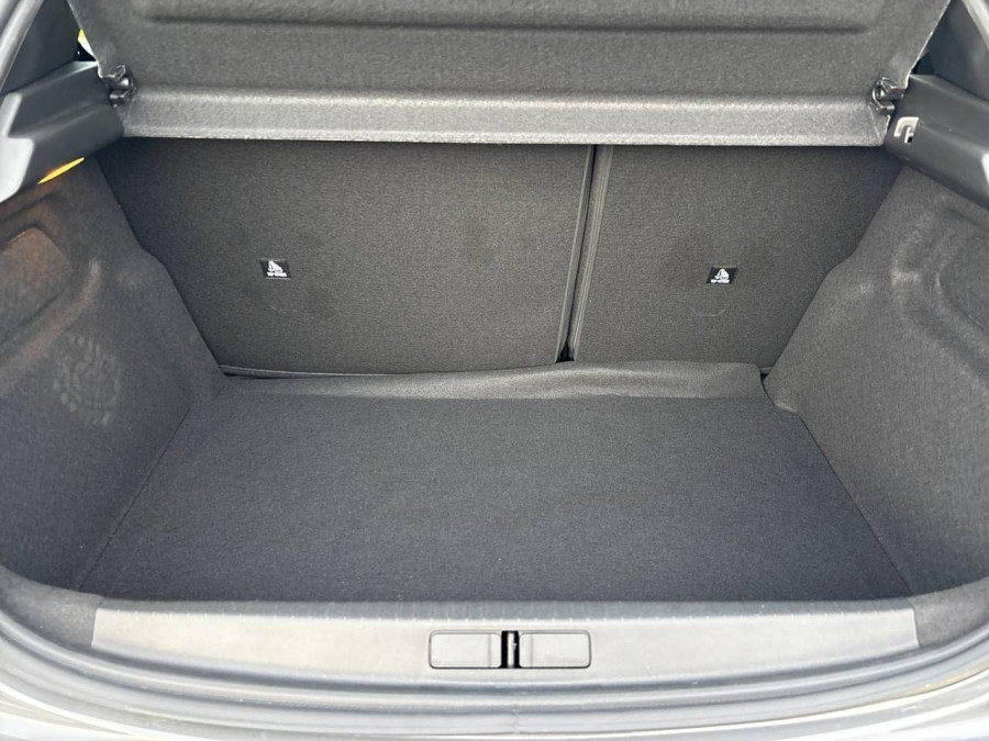 Imagen de Peugeot 208