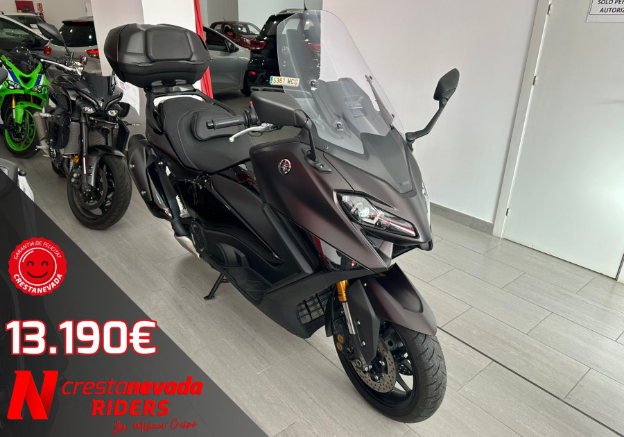 Yamaha Tmax 560