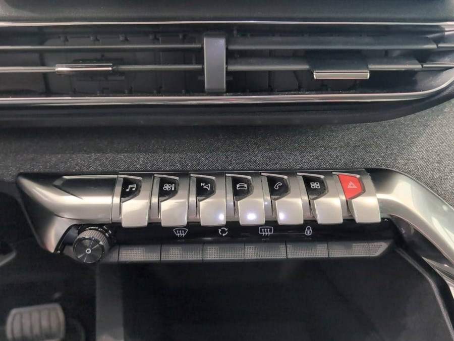 Imagen de Peugeot 5008