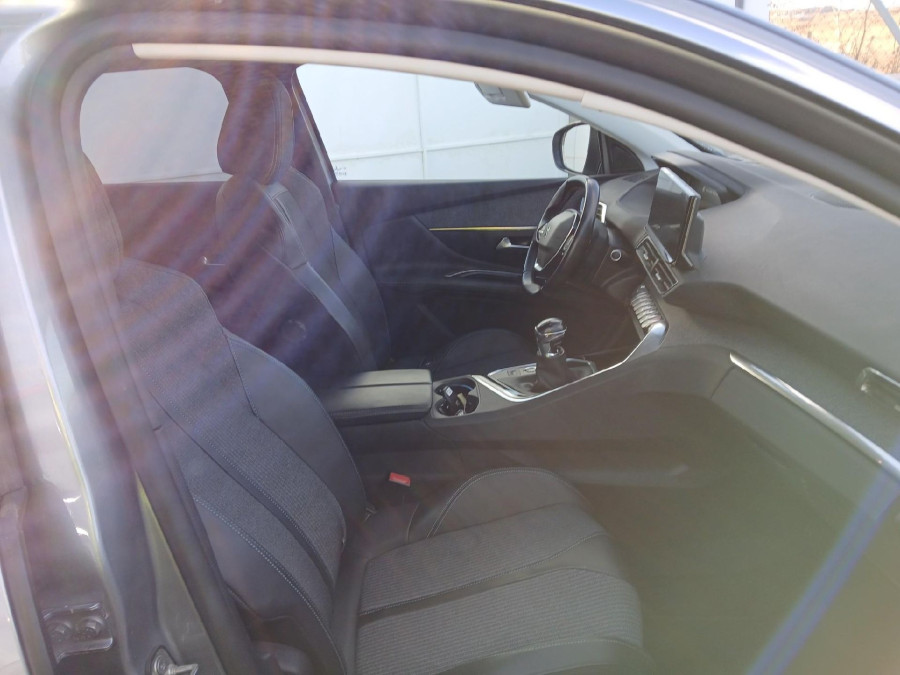 Imagen de Peugeot 3008