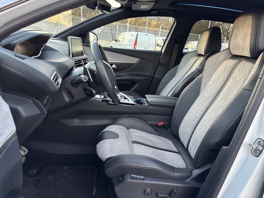 Imagen de Peugeot 3008 Hybrid