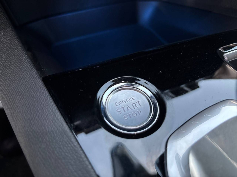 Imagen de Peugeot 3008 Hybrid