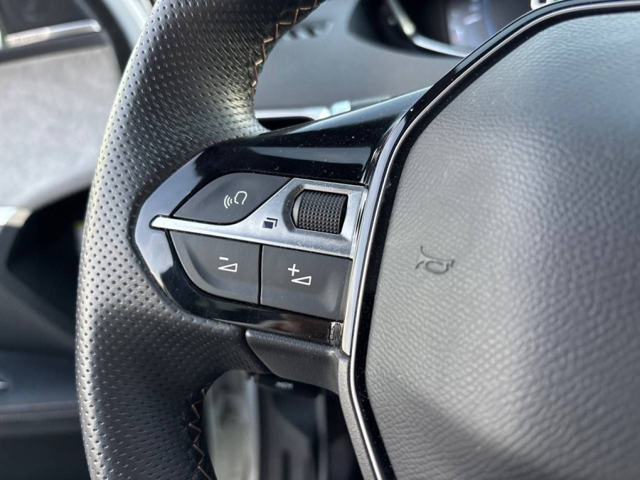 Imagen de Peugeot 3008 Hybrid