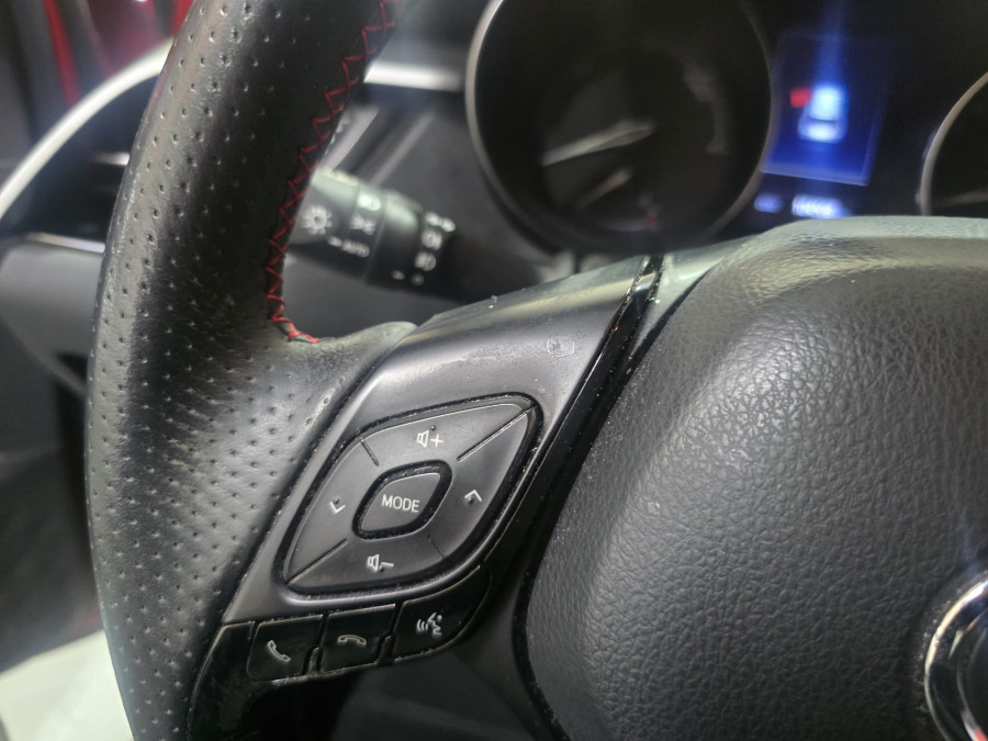 Imagen de TOYOTA C-HR