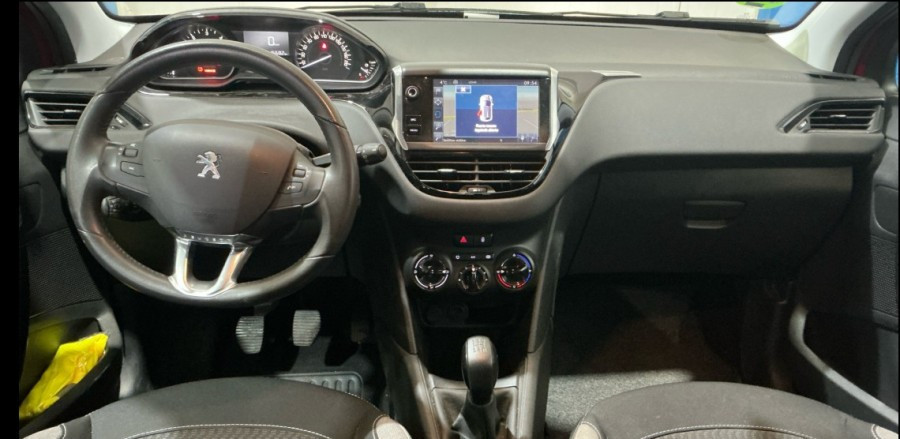 Imagen de Peugeot 208