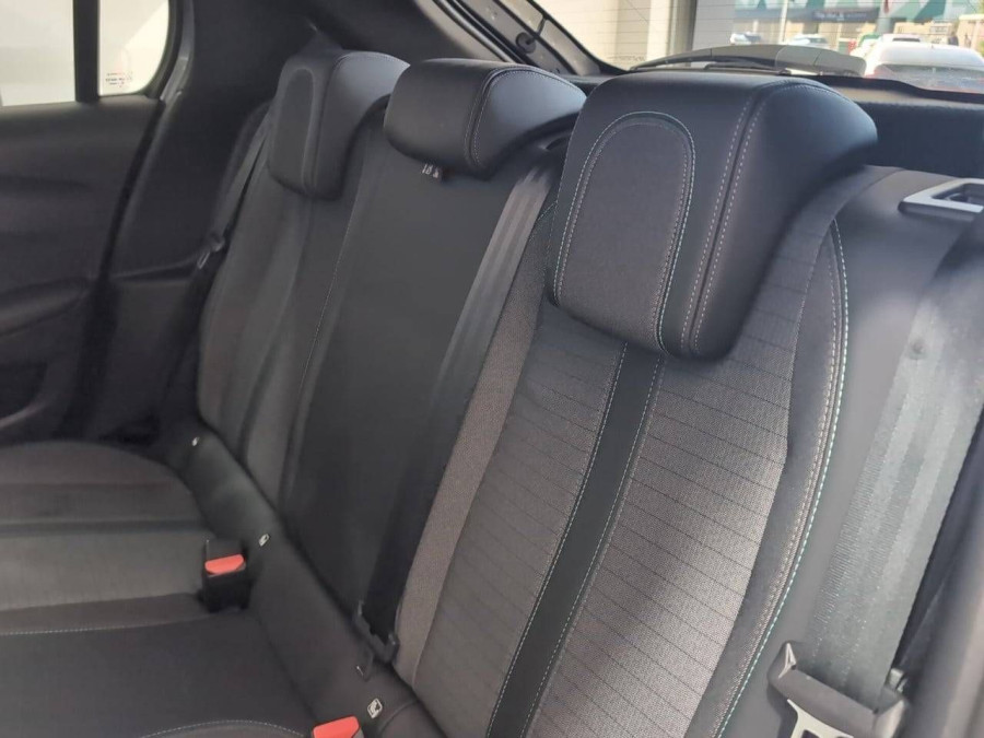 Imagen de Peugeot 208