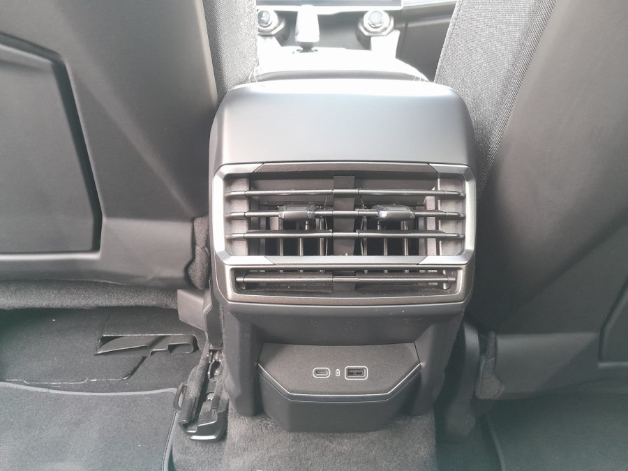 Imagen de lynk & co 01