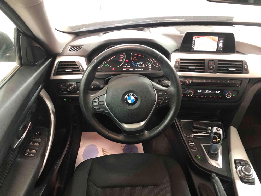 Imagen de BMW 318d Gran Turismo