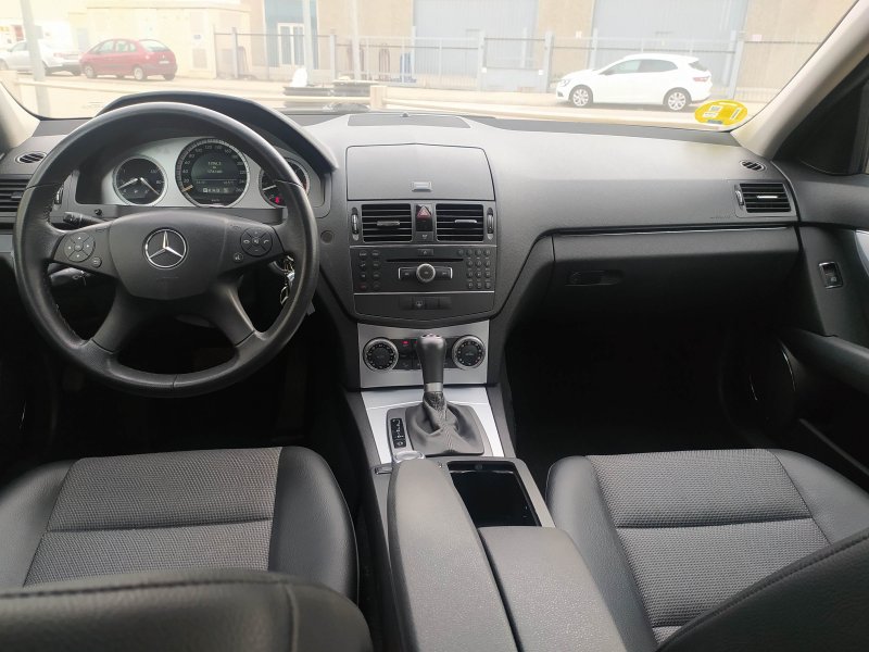 Imagen de mercedes-benz C 320