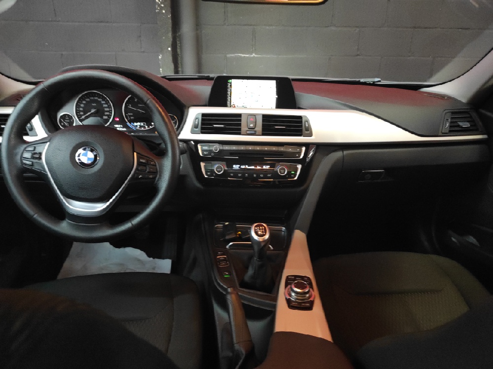 Imagen de BMW 318d Touring