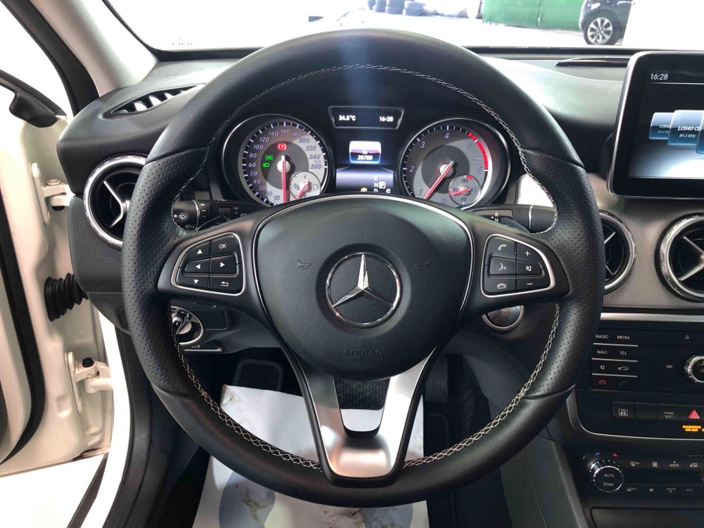 Imagen de mercedes-benz GLA 220