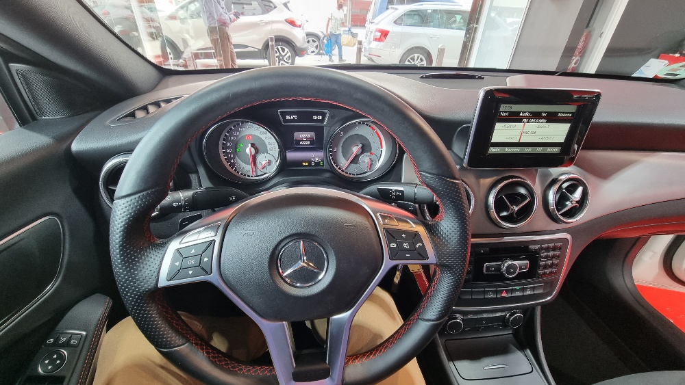 Imagen de mercedes-benz CLA 220