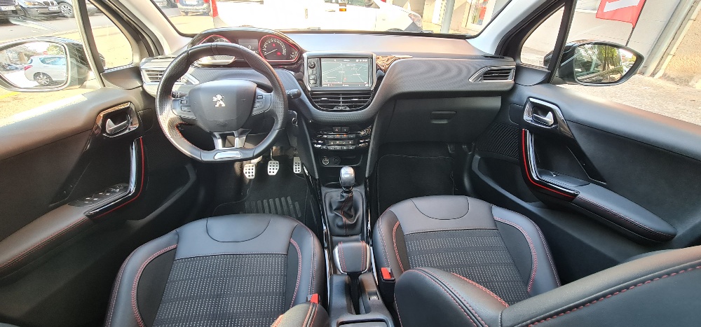 Imagen de Peugeot 2008