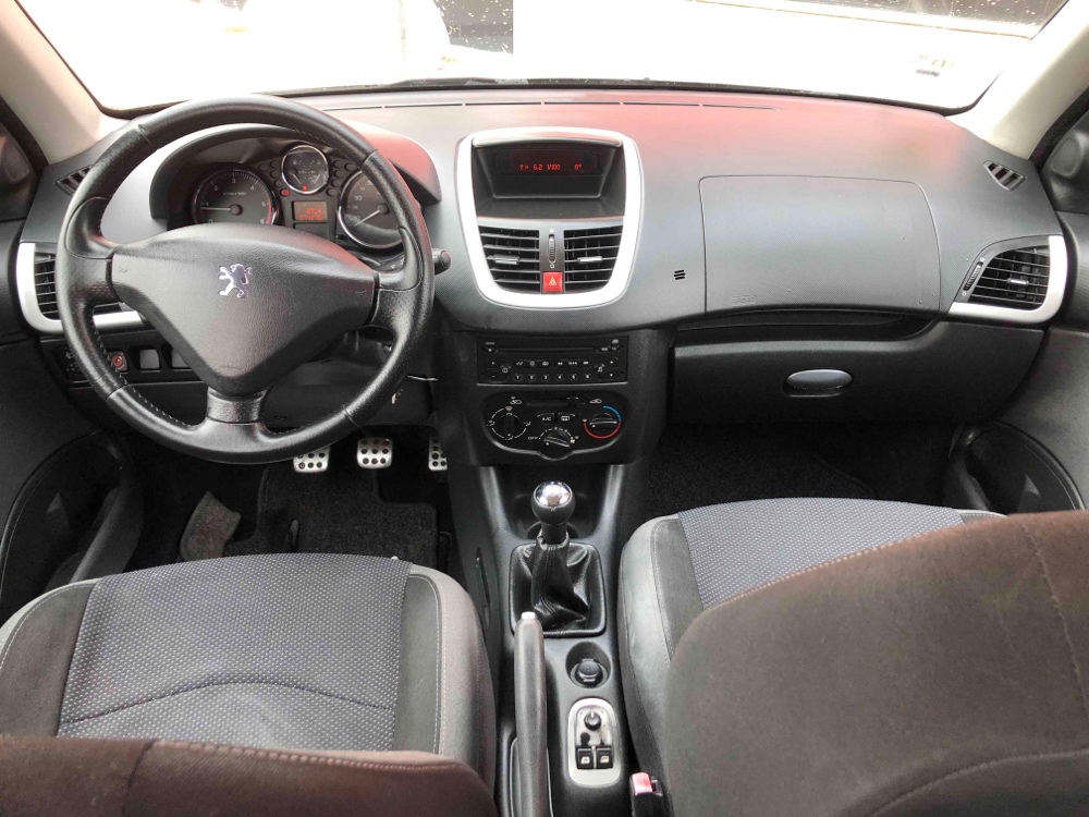 Imagen de Peugeot 206 +